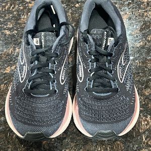 Brooks Glycerin 19 GTS Running Shoes Size 8 Black w/Pink